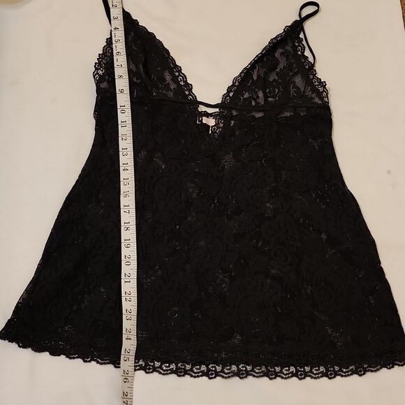 VICTORIAS SECRET black sheer lace chemise top SZ M women's - Picture 5 of 7